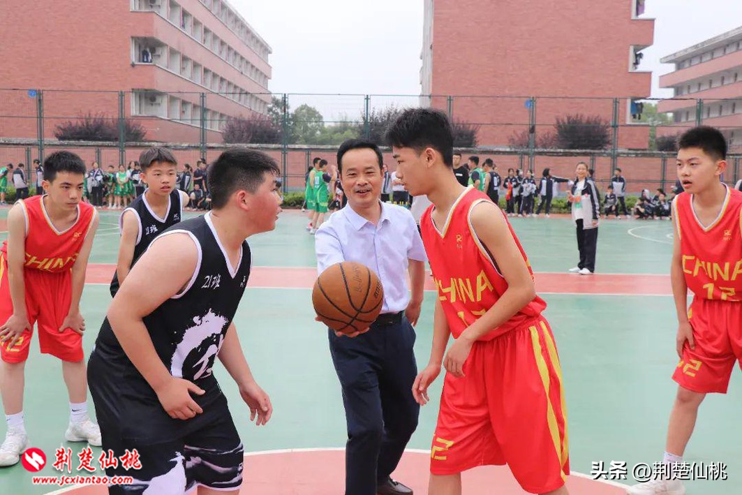 仙桃一中校长讲话,仙桃一中现任校长