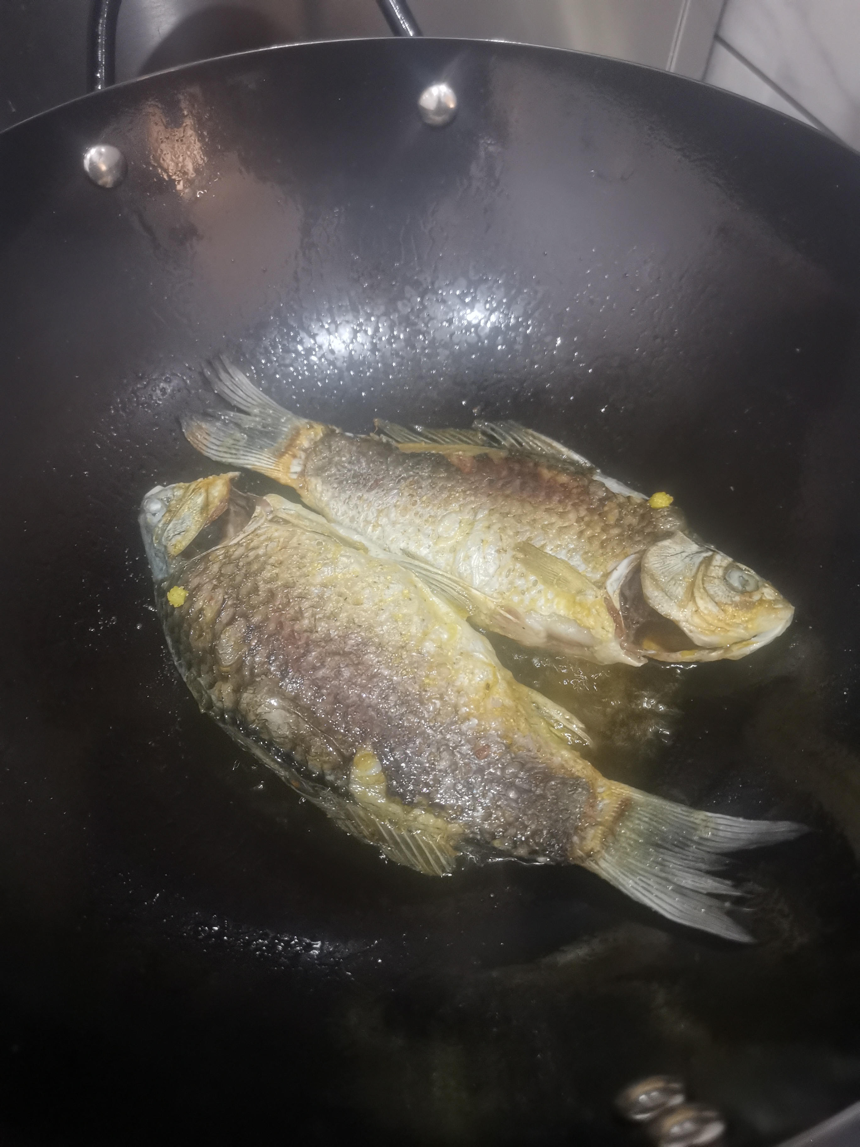 家庭小厨房用什么锅好,买一个厨房用的锅子