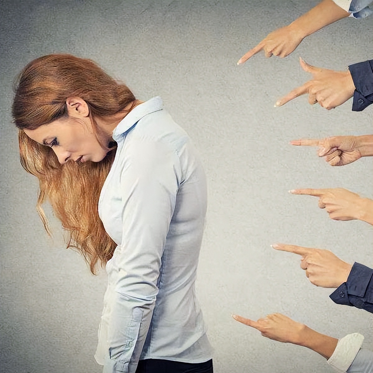 40岁的老公出轨闹离婚,老公背叛后不断闹离婚