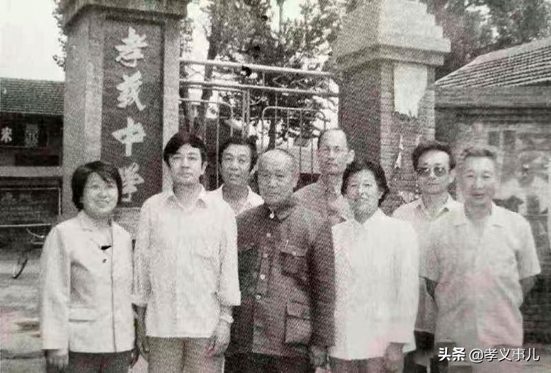 70年栉风沐雨70载春华秋实,70年栉风沐雨70年砥砺前行