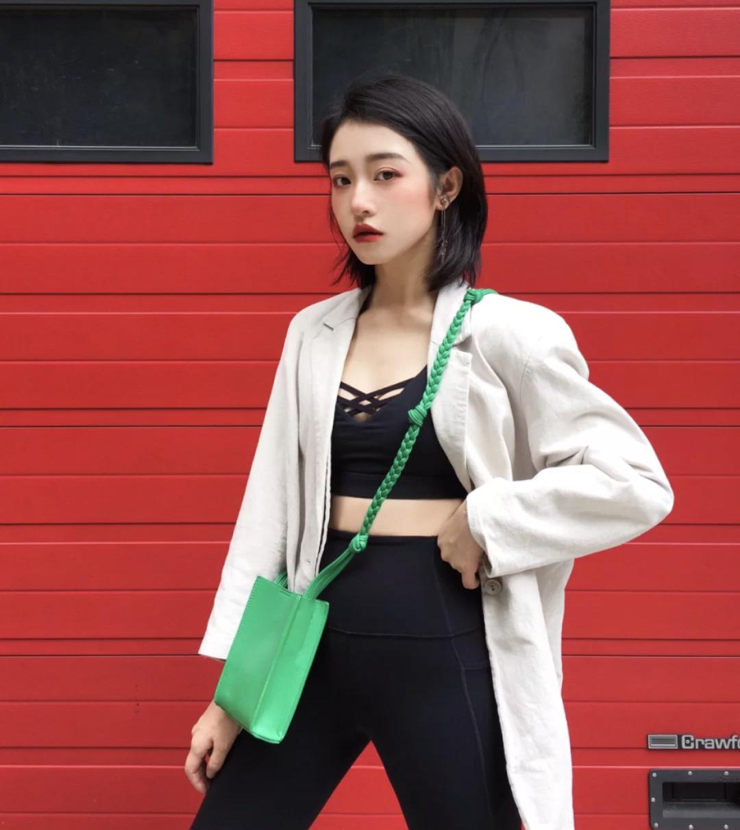 女生的哪些行为会让你觉得很掉价,女生的这些行为在男生眼里