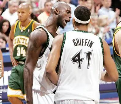 姚明队友布鲁克斯,姚明队友阿根廷斯科拉