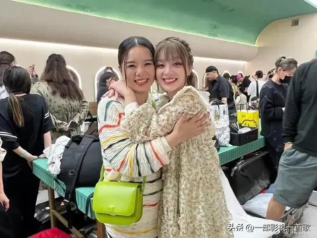 琳芽之旅大火，直播时汪东城凤凰传奇杜华争当榜一，顶压力唱青鸟