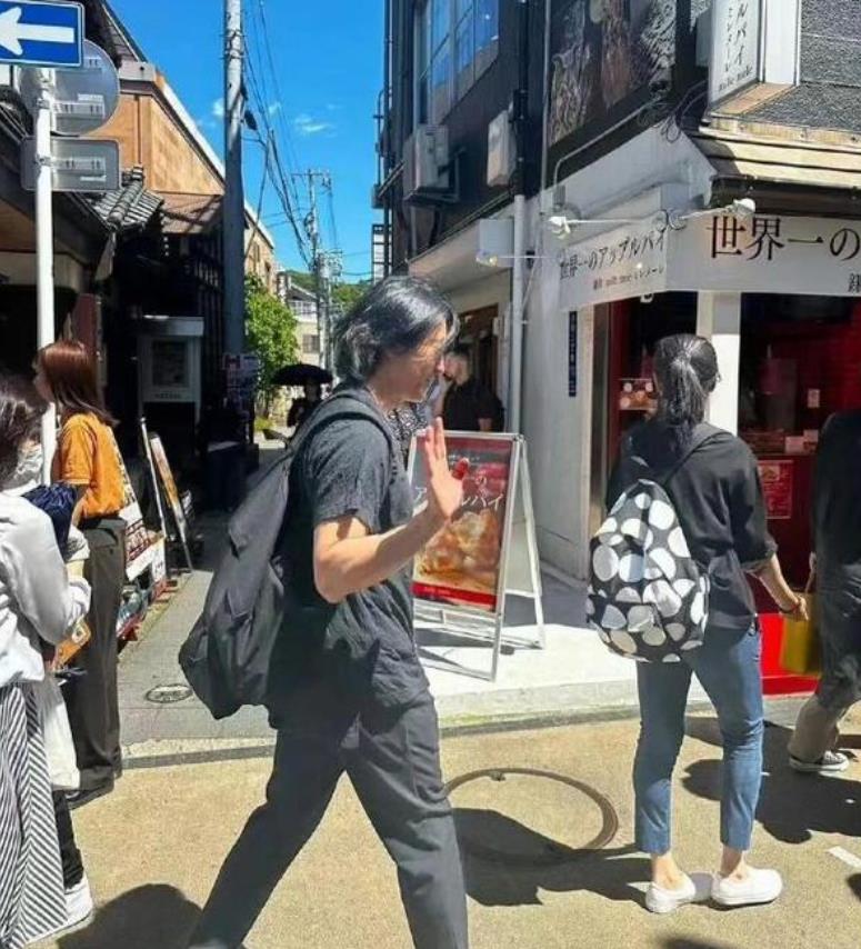 郑伊健为什么定居日本,郑伊健在日本身价