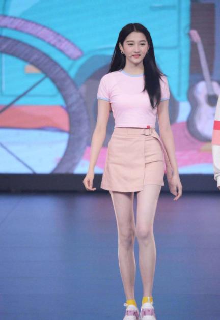 鹿晗为何最终选择了关晓彤,鹿晗有多惯着关晓彤