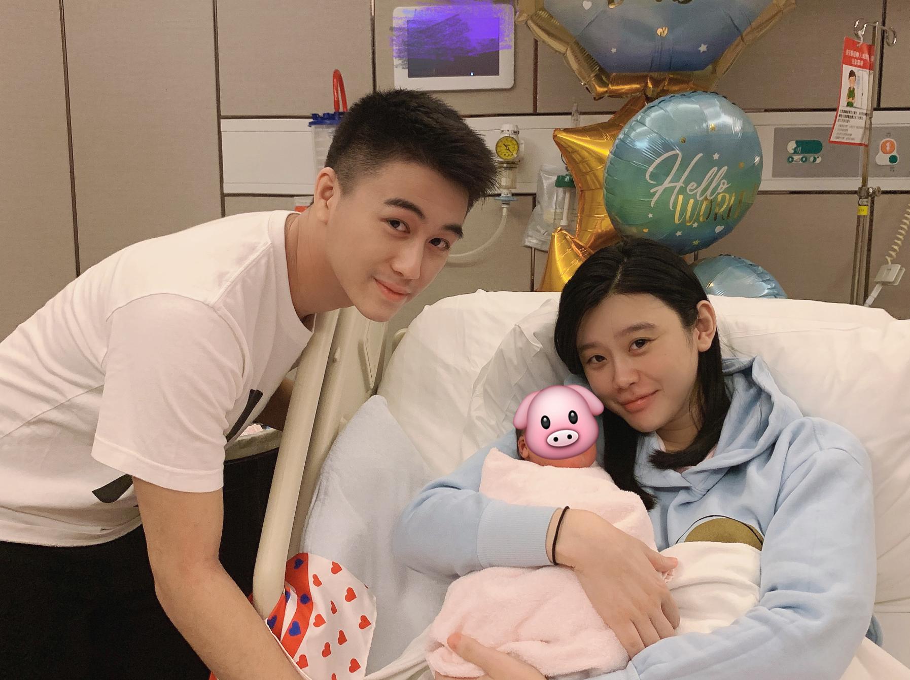 八位已经生过孩子的女明星,十位女明星生下双胞胎母子照片