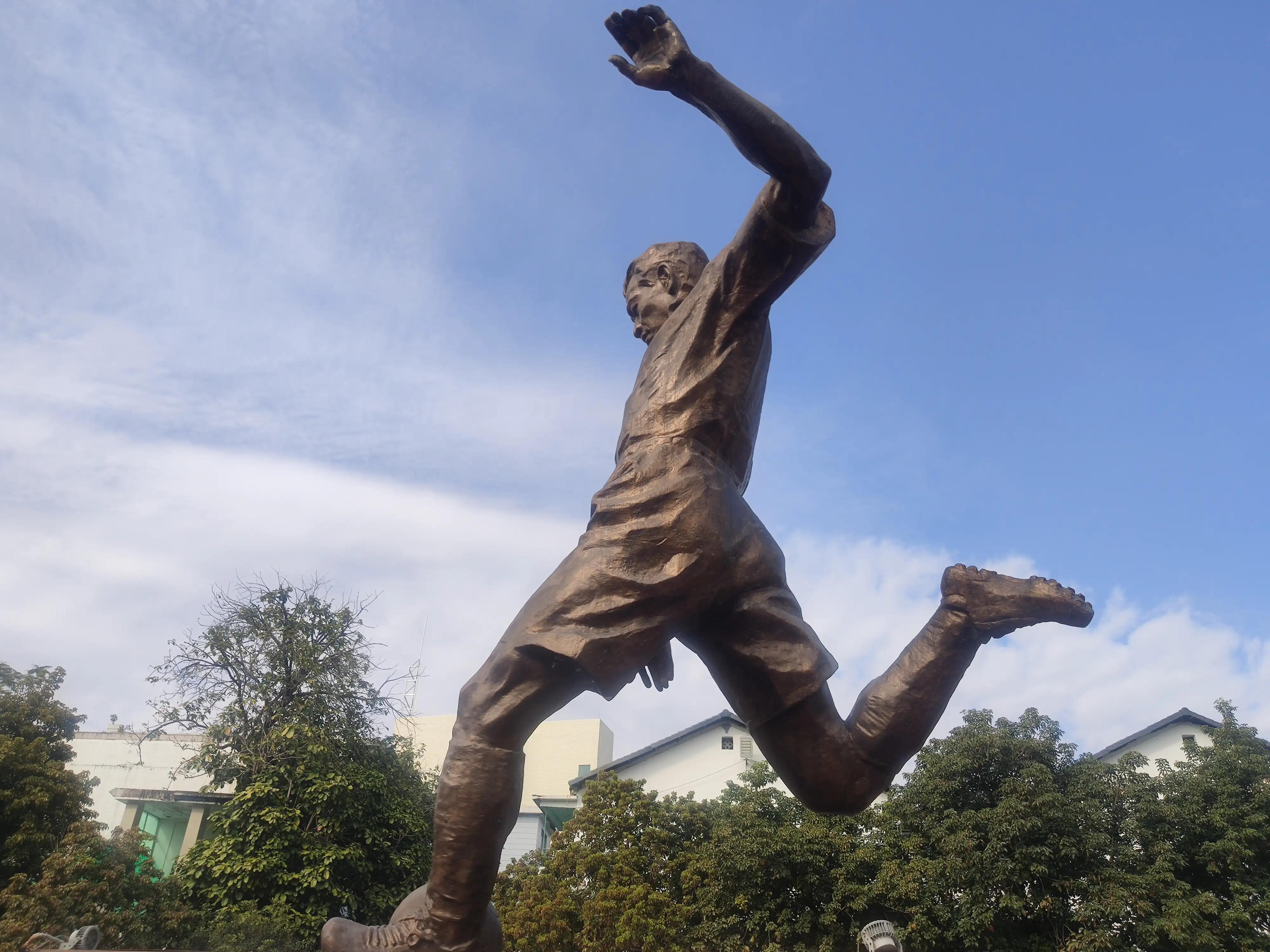 为什么说梅州是足球的发源地,李惠堂中国梅州足球明星