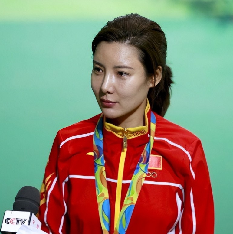 39岁冠军杜丽现状,杜丽夺冠照