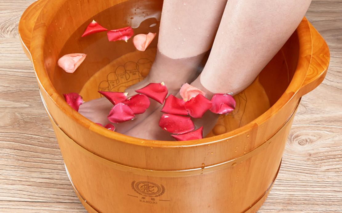 大姨妈一周前拉肚子,大姨妈期间拉肚子三次