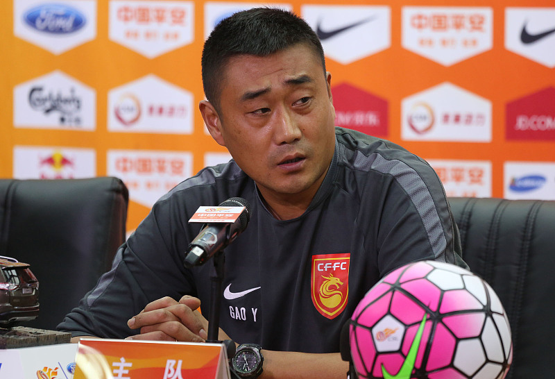 李铁案件持续发酵！02黄金一代球员被查，谢晖早有预料：干净一点