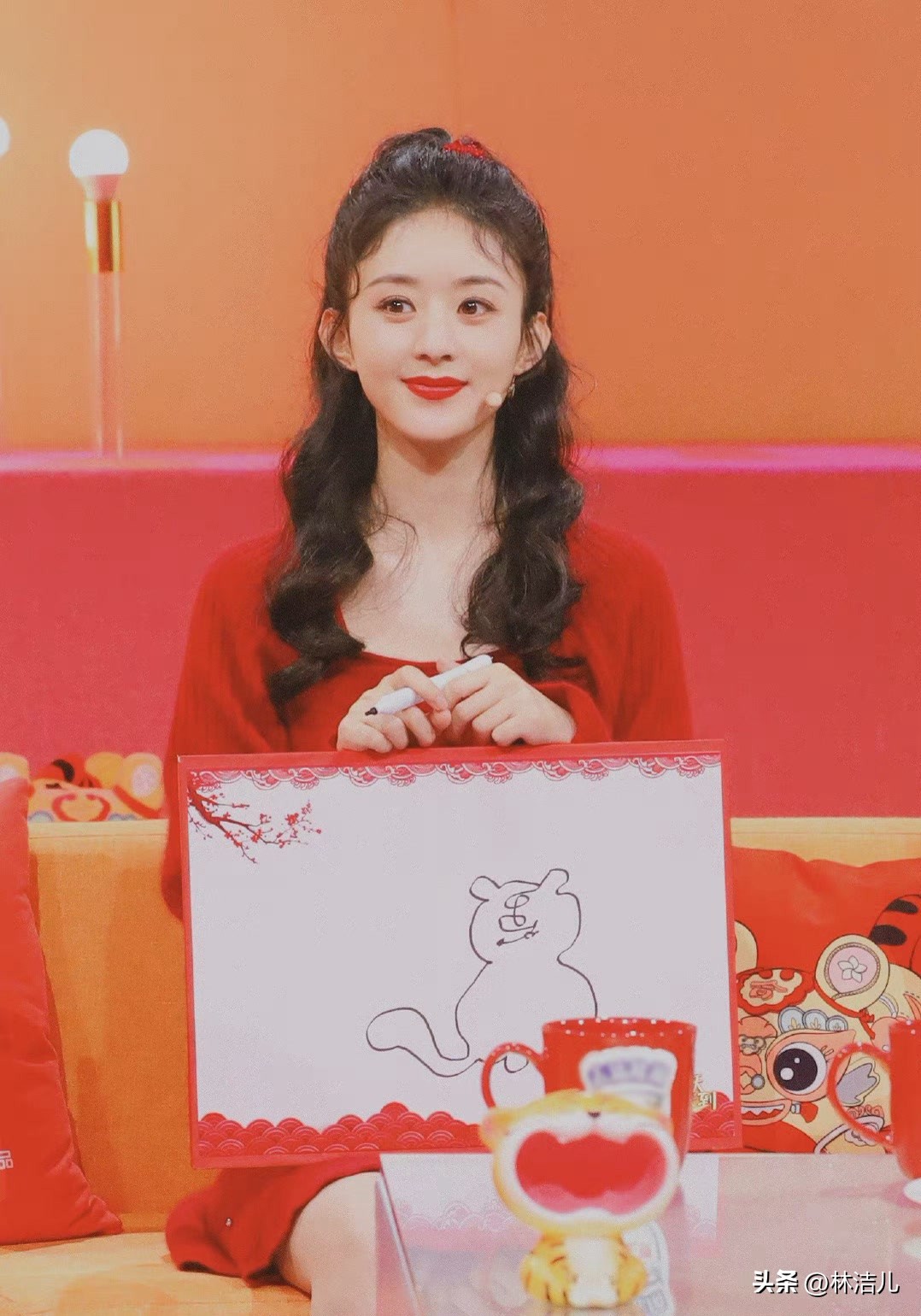 虞书欣赵露思齐刘海造型,虞书欣同款发型双麻花辫怎么搞