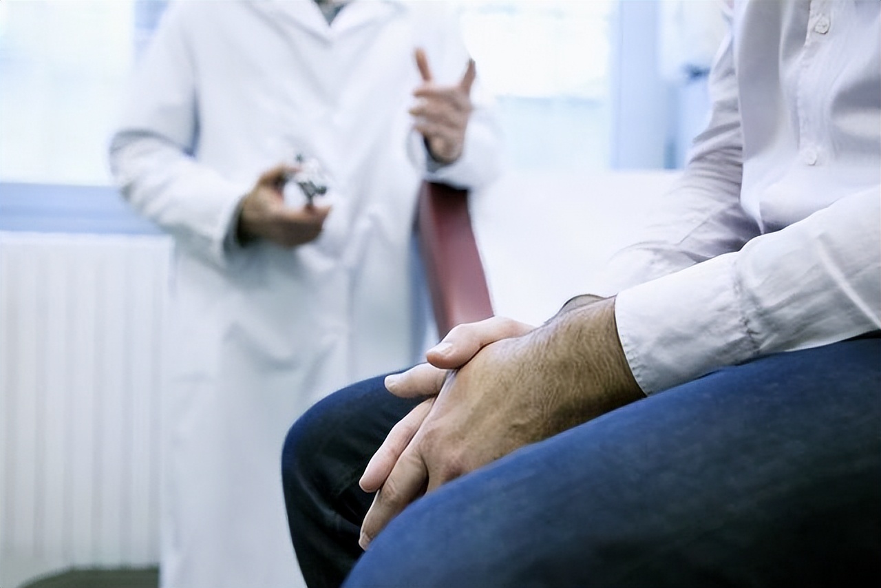 肌酐高是肾病的前兆吗,肾衰肌酐700以上尿毒症的症状