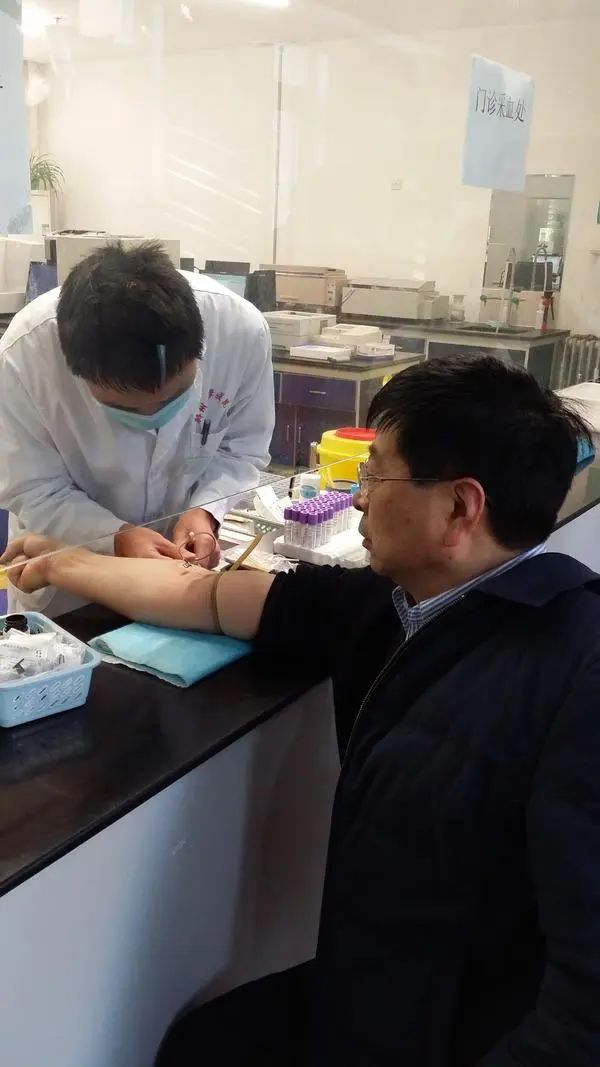 首个国产抗新冠口服药获批上市,郑州大学常俊标教授发明