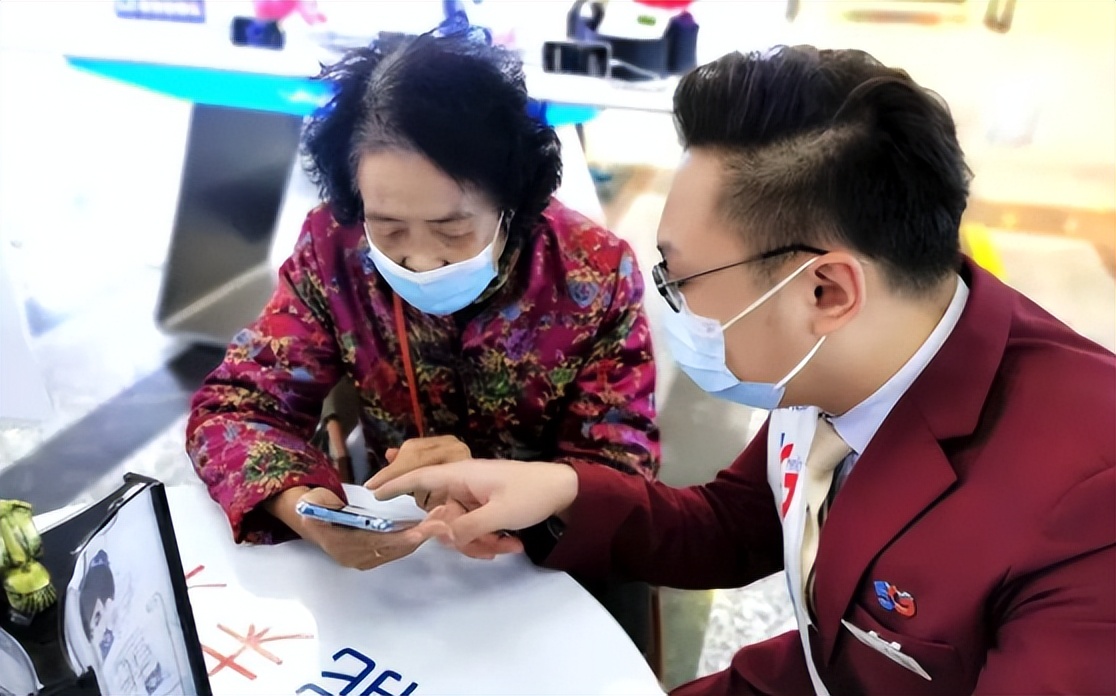 运营商「免费送」的手机,暗戳戳藏了一笔网贷……