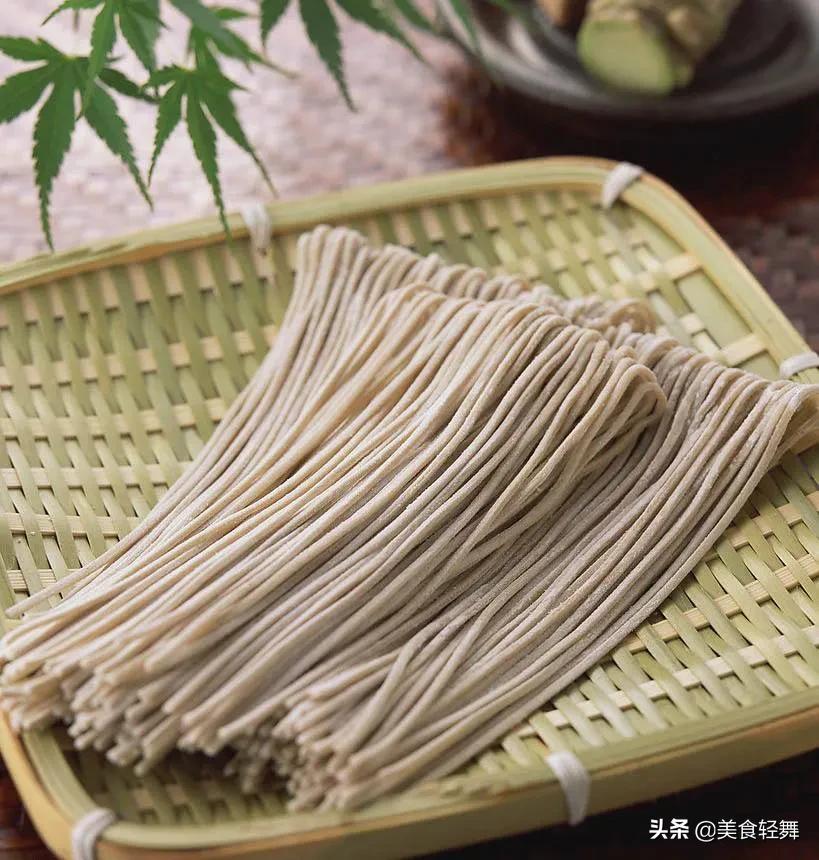 健康有营养的低卡的饮食,每日健康低卡食物分享