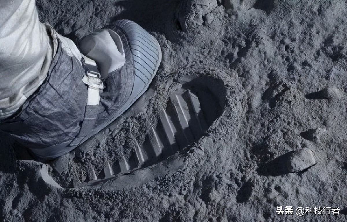 从太空回到地面上需要多长时间,从太空舱回到地面需要多久