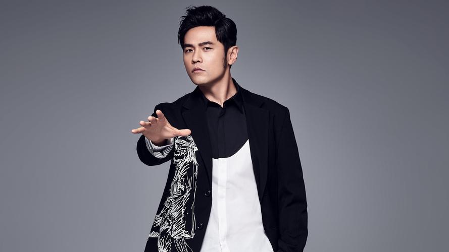 周杰伦周星驰晒同框照片,双周天王周星驰和周杰伦合体照