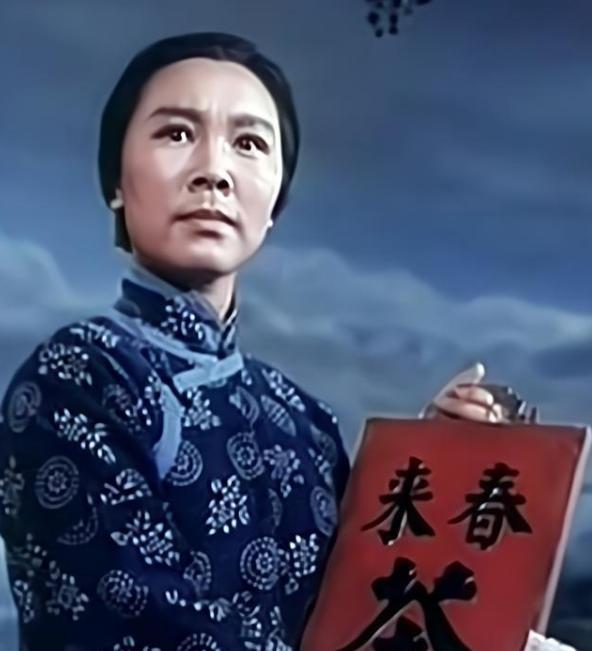 从经典走向世俗，探析小说《沙家浜》的大众传播性