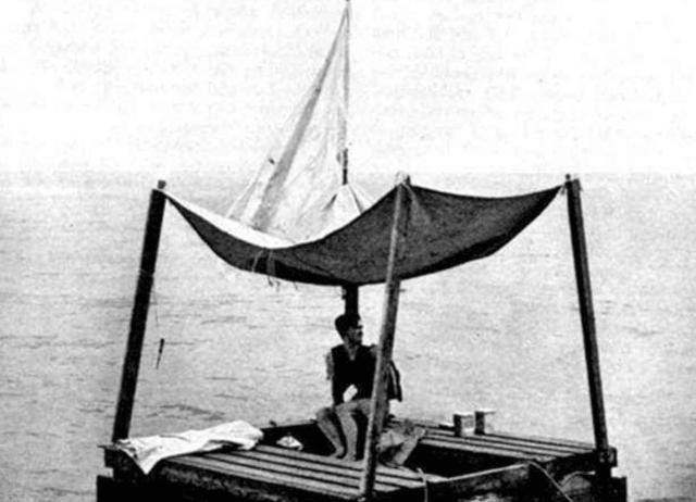 中国小伙落入海洋，喝鸟血撑133天，路过商船看清他容貌后：别救