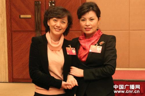 央视主播李瑞英儿子坠楼,央视主播李瑞英儿子坠楼后怎样了