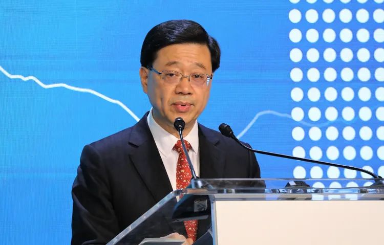 国际金融涌入国内,香港金融大佬们