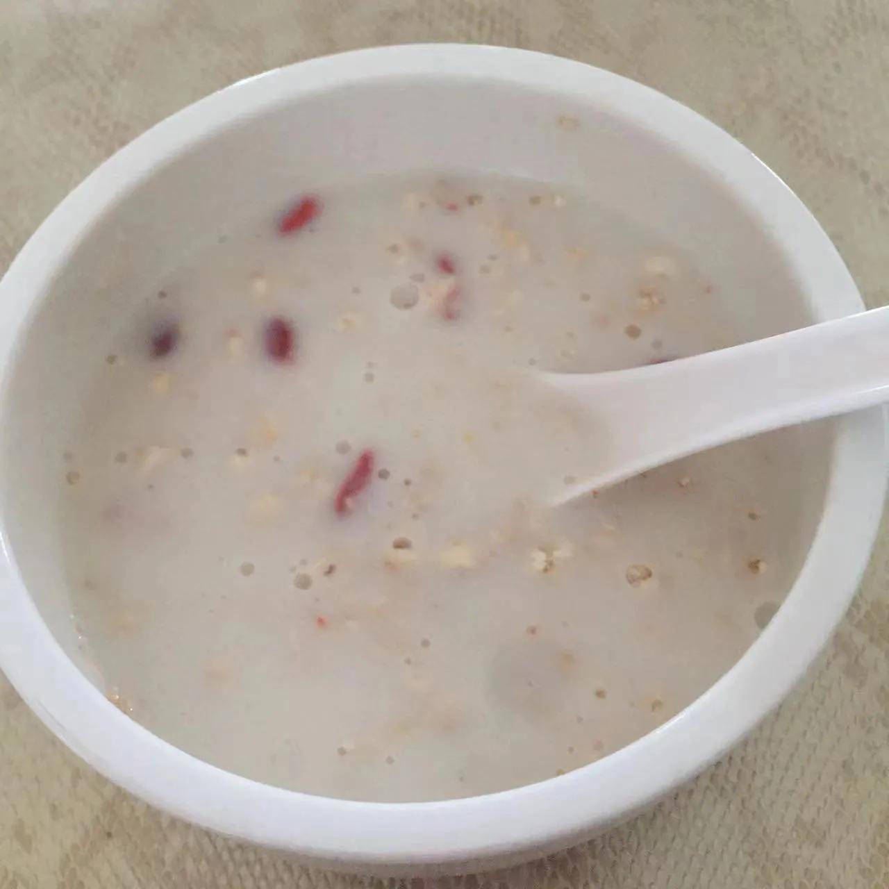 雄起的《素谷》