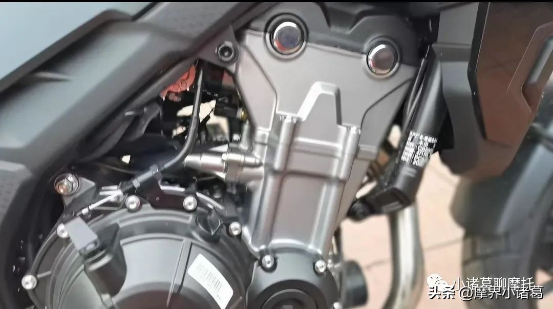 一分钱一分货，CB500X与CB400X的区别