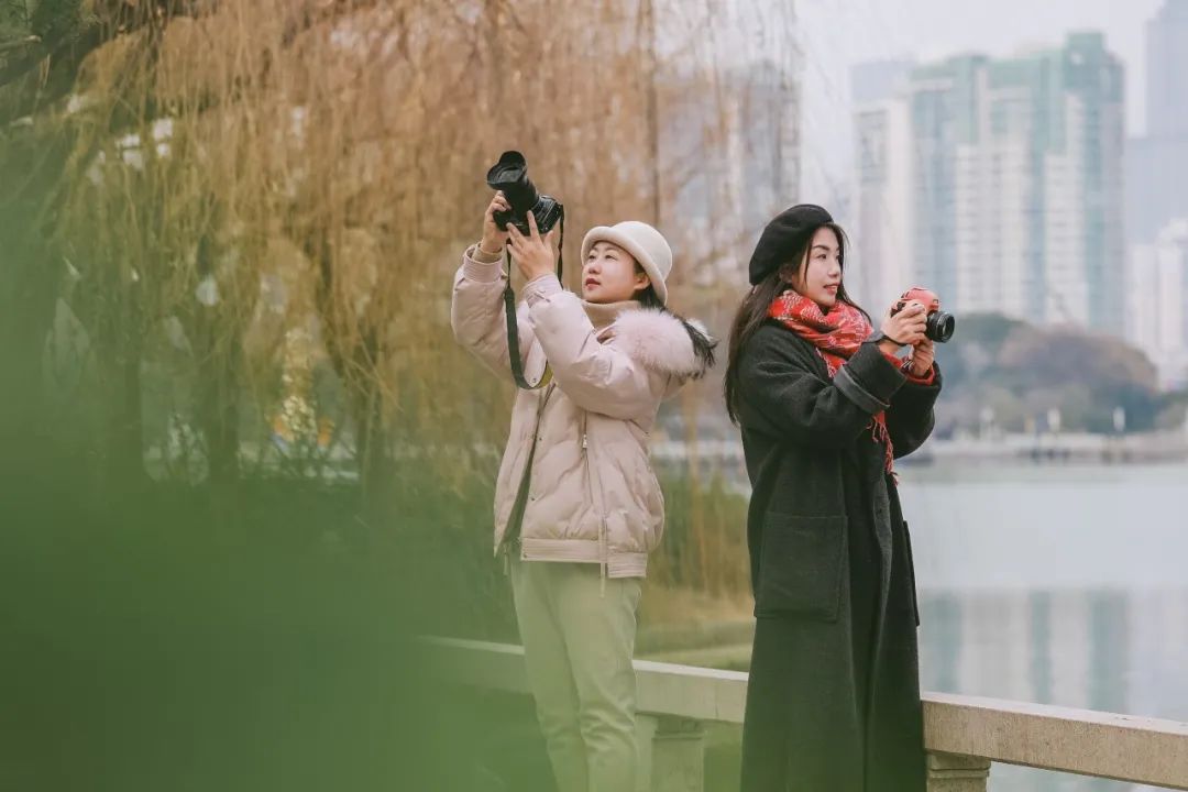 1年有150天住酒店,44次旅行,47次飞行!这江南女子怎么做到的?