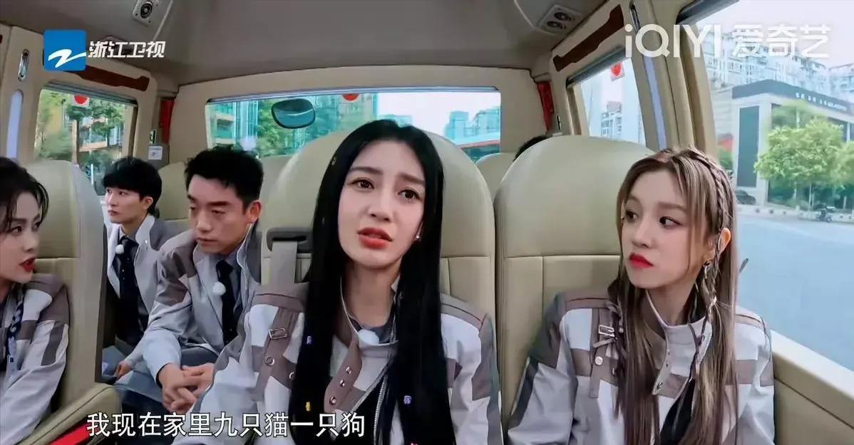 杨颖妈妈真人照片,杨颖妈妈个人资料