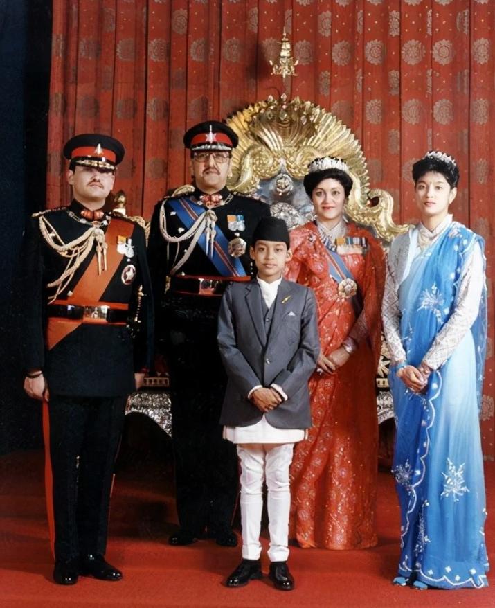 尼泊尔和印度边界之争,为什么尼泊尔会主动和印度示好