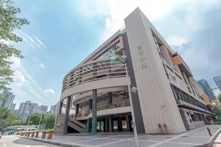 广东省外语艺术职业学校全国排名,广东省外语艺术职业学院是3+2吗