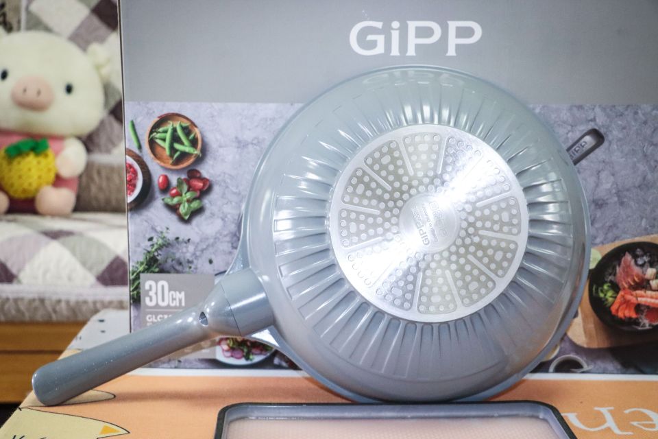 后悔没早点买GiPP居派星空不粘锅，颜值实力双在线，用一次就爱！