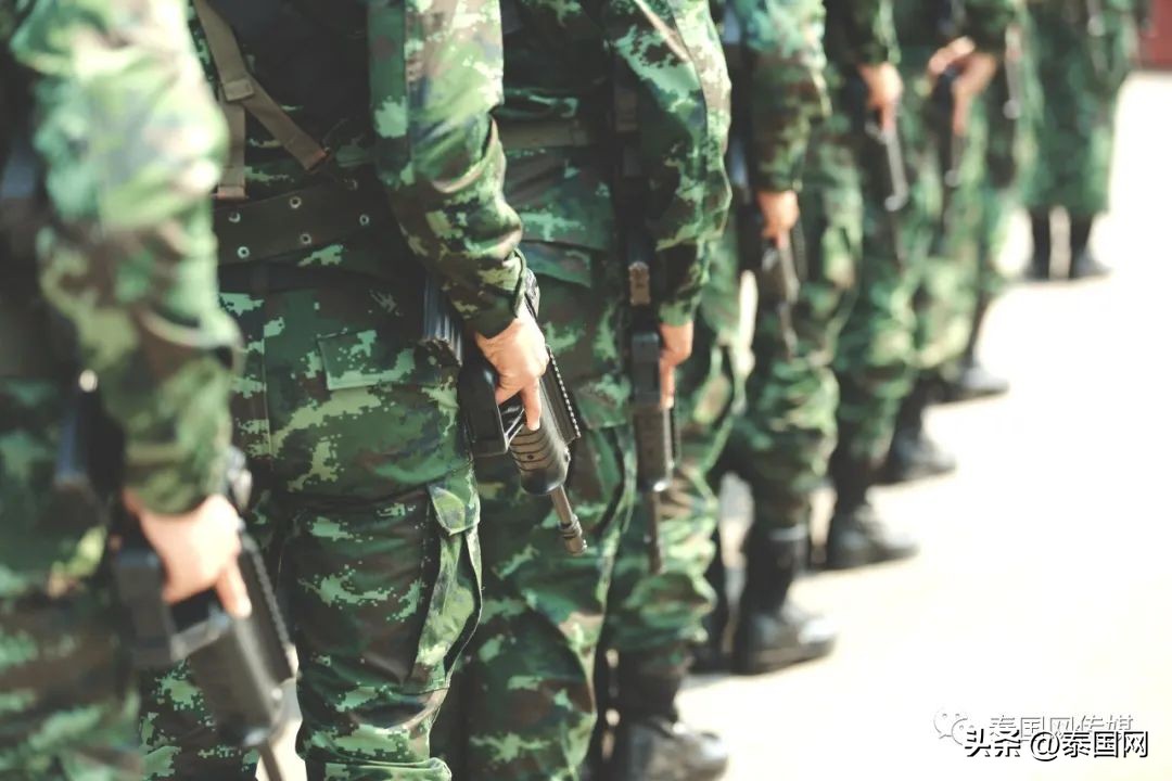 戒备森严的泰国军营：大批女军人被强奸....