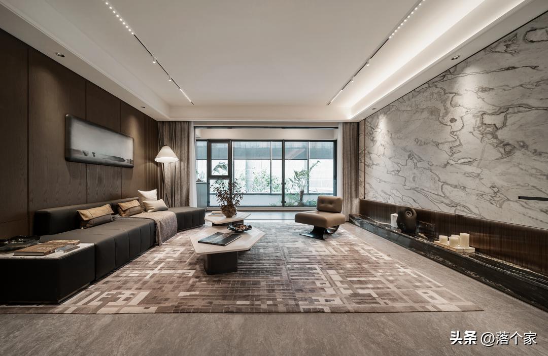 地铁300米！倒挂超2万/㎡！虹桥“沸点红盘”，9号取证，11号认购