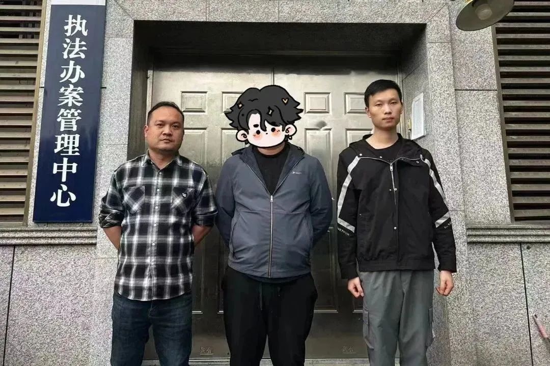 重拳打击游戏*服私**！湖南公安破获一起侵犯网龙《魔域》著作权案