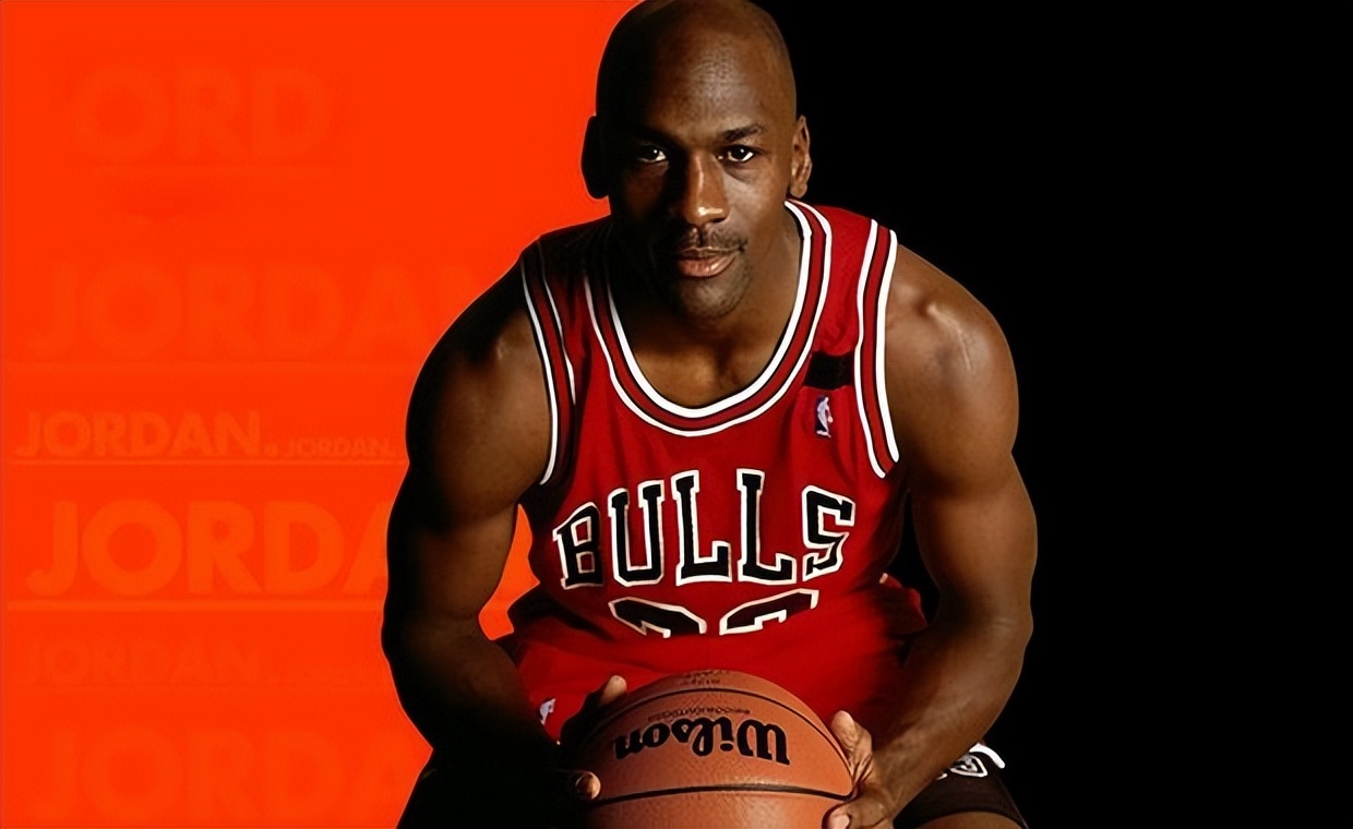 黑人为什么不擅长游泳？黑人集中于打篮球、田径、美式足球的理由