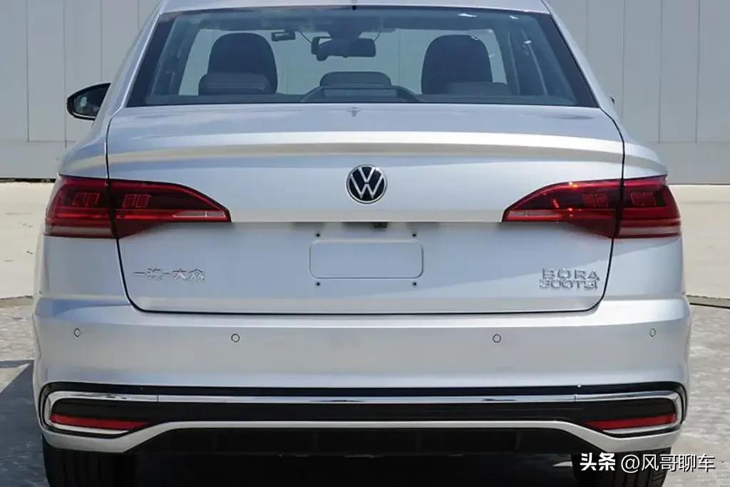 大众新宝来曝光，换装速腾同款1.5T发动机，卡罗拉不香了？