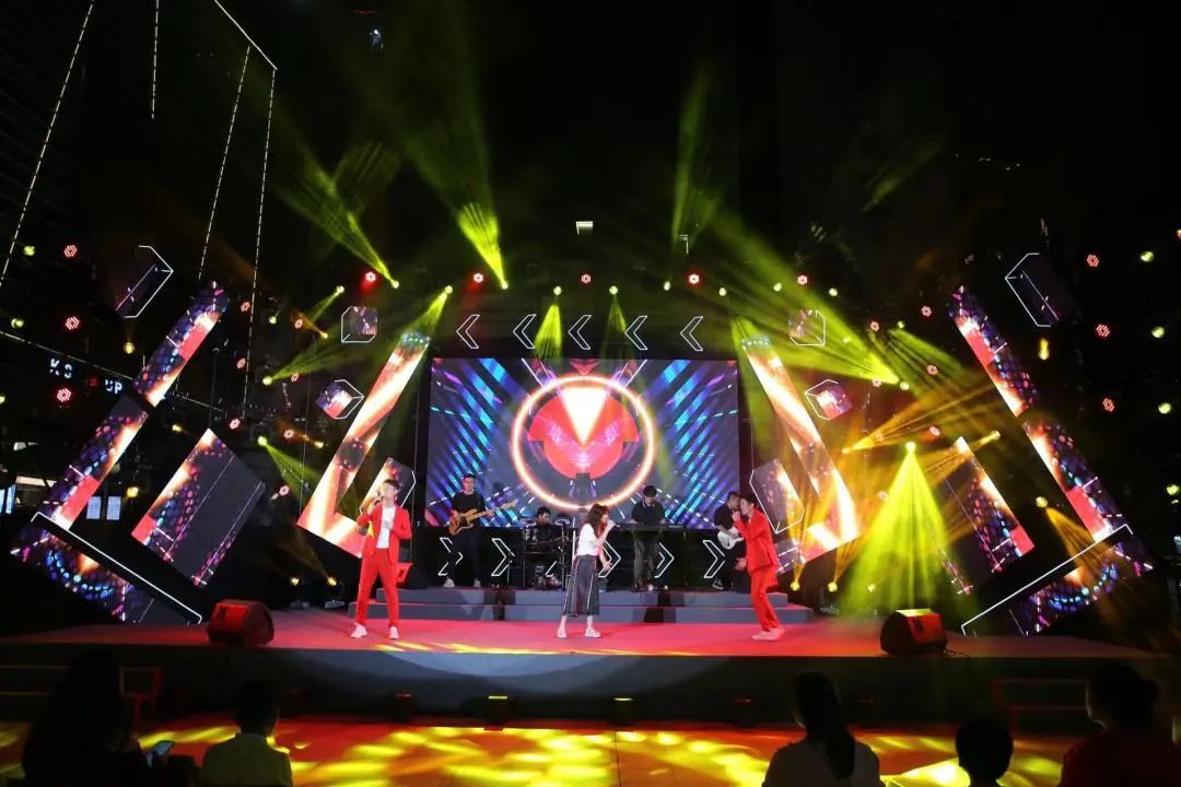 易建联全明星赛央视网,易建联微博获奖感言