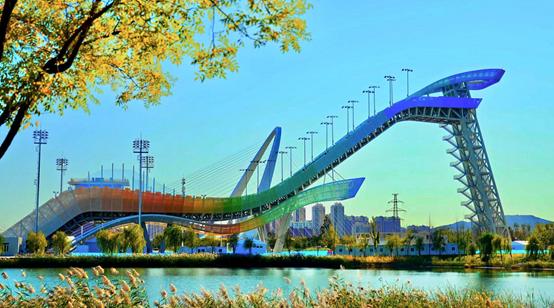 首钢最新转型消息,谷爱凌首钢大跳台夺冠完整视频