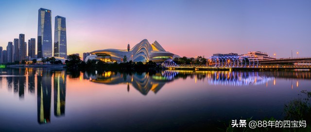 长沙湖南卫视网红打卡点,长沙国金中心网红打卡两只熊