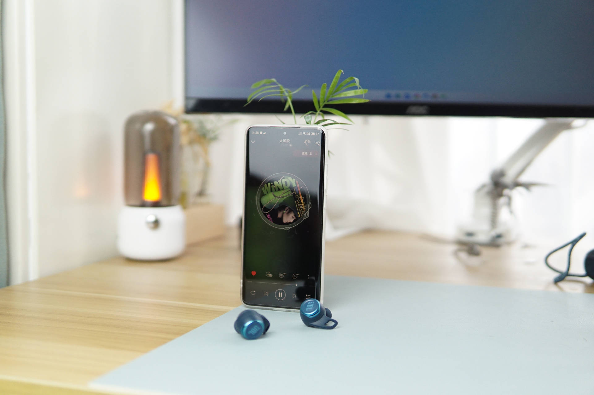 jbl的蓝牙耳机值不值得买,jbl蓝牙耳机各款评价