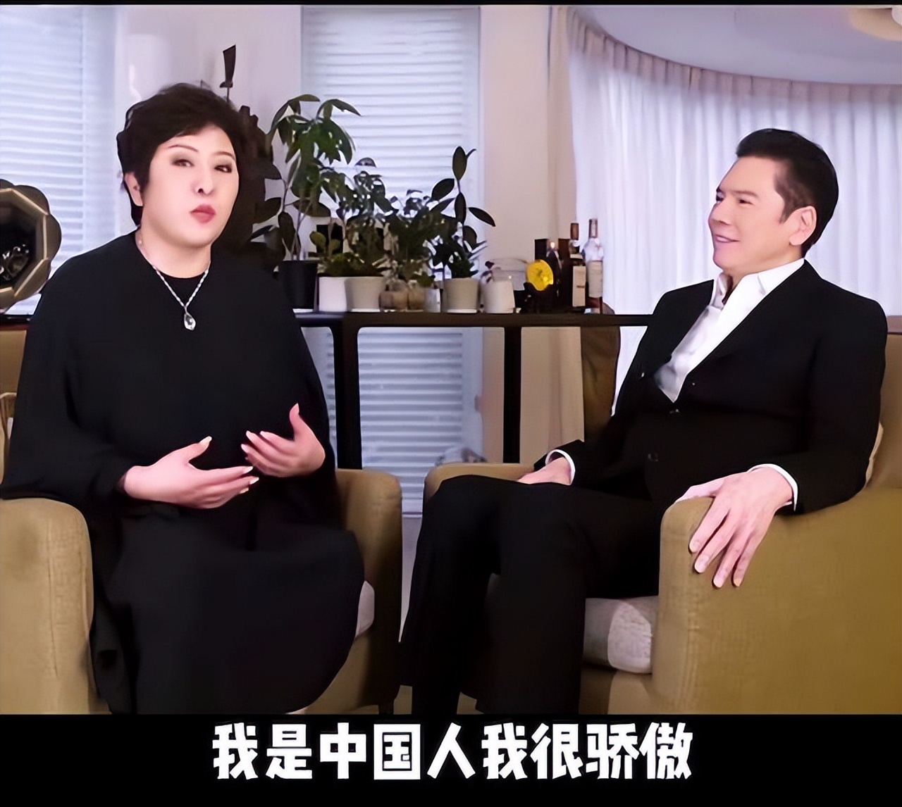 向太晒千万钻戒,向太钻石之星