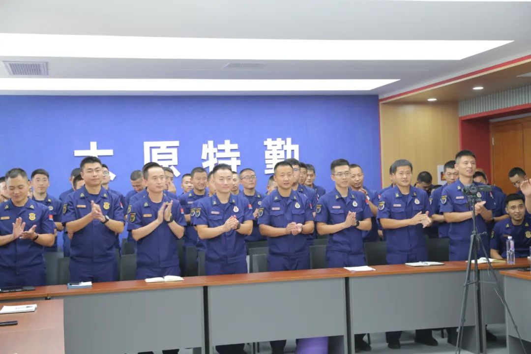 沉浸式体能课,沉浸式消防演练