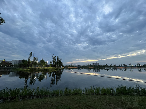 窗含西岭千秋雪成都环球中心雪山,窗含西岭千秋雪魅力成都