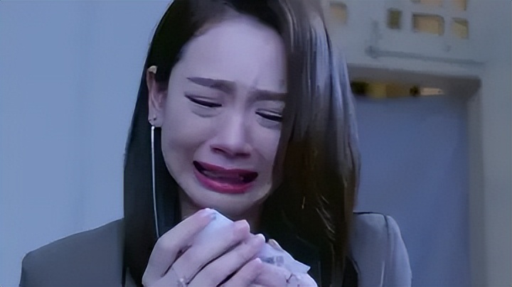 7天7夜500万，知名女星爆被“*规则潜**”，不同意就删除戏份