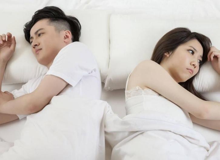 夫妻房事时，坚持多长时间算正常?多久一次对身体好?了解一下