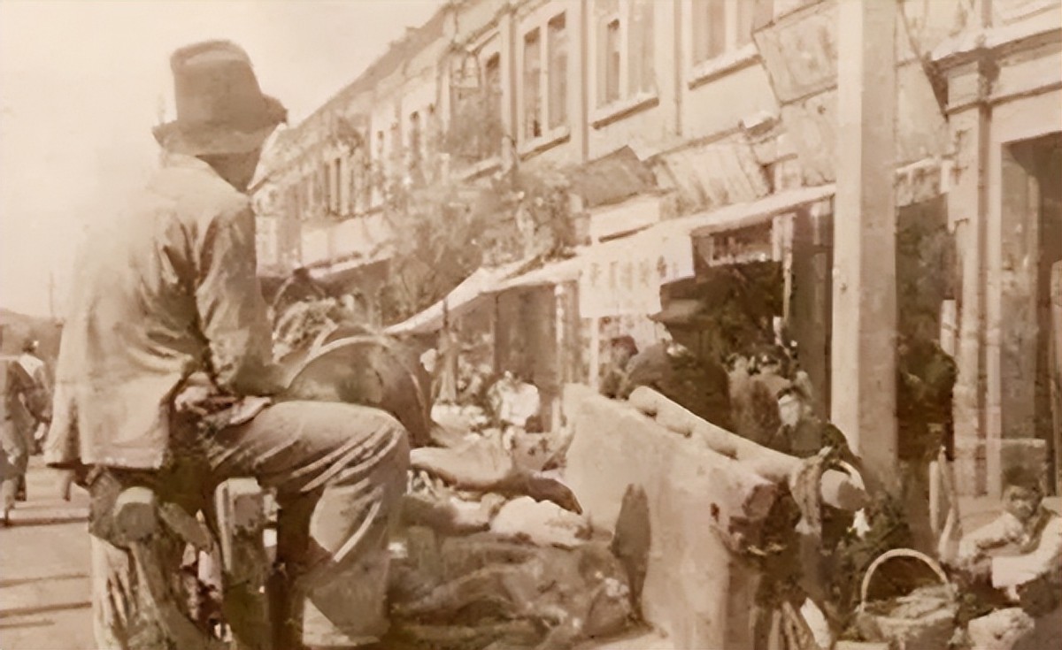 1952年凌迟处死的汉奸,第一位被处决的汉奸