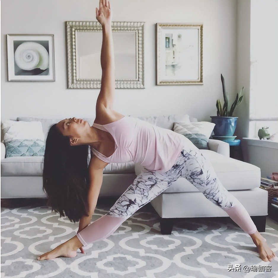 瑜伽长高最有效的动作,瑜伽增高100个动作