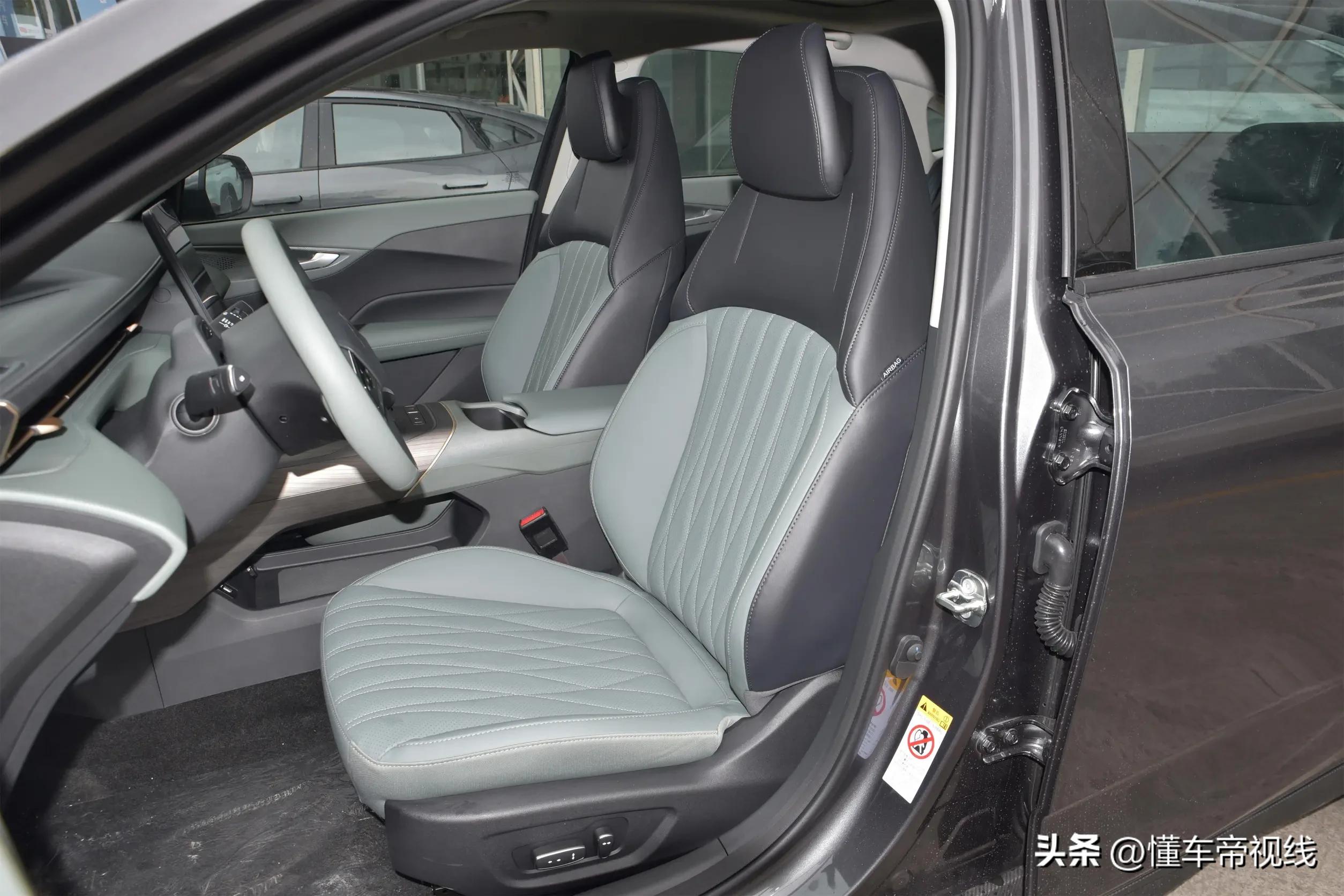 长安逸达领航版9.1万,6.99万长安颐达