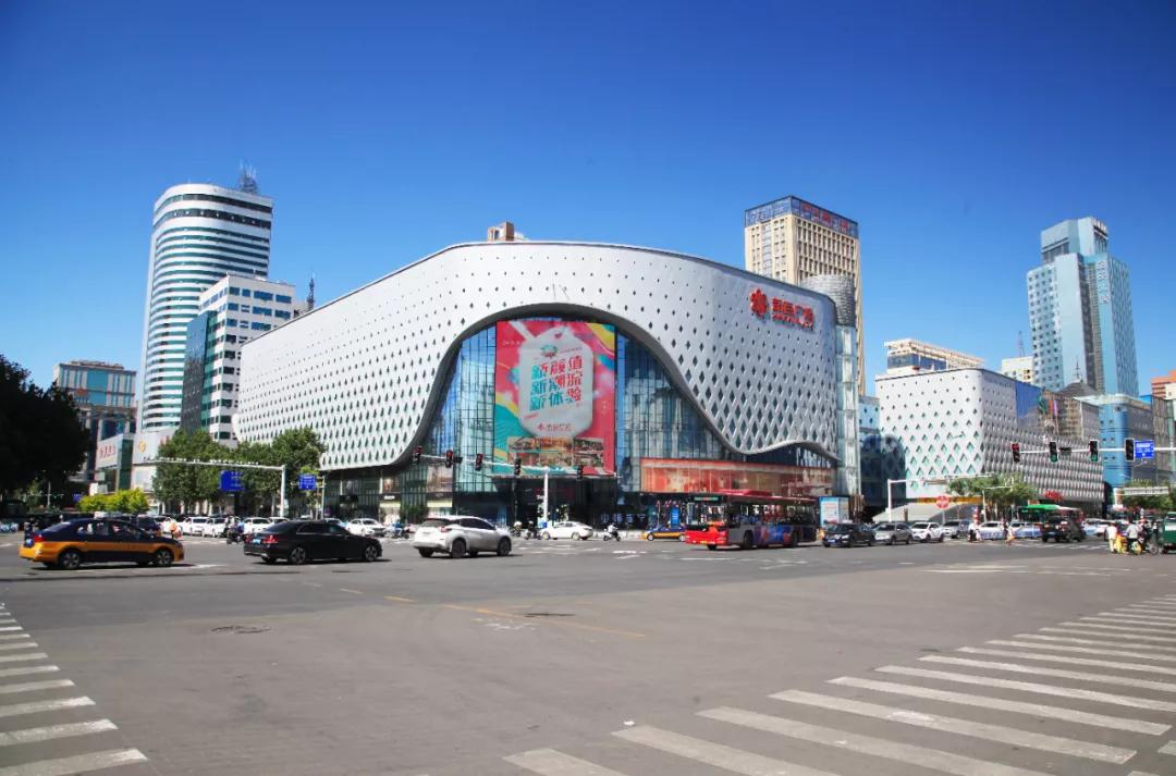 石家庄市新百广场经纬度,石家庄市新百广场